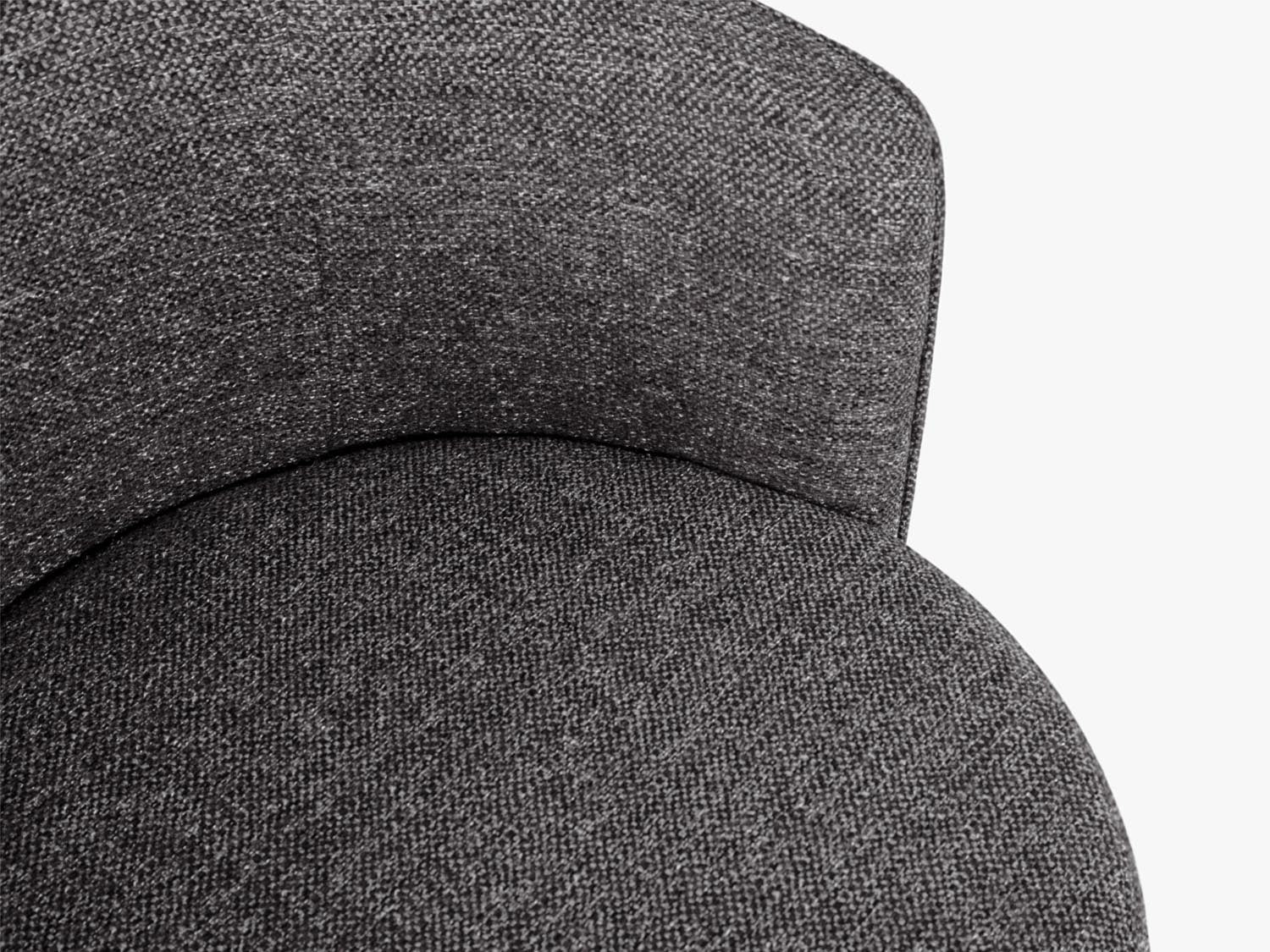 Erleben Sie den Golda Sessel 1 Sitzer von Micadoni – ein stilvoller Velours-Sessel, ideal für Ihr modernes Zuhause und gemütliche Momente.