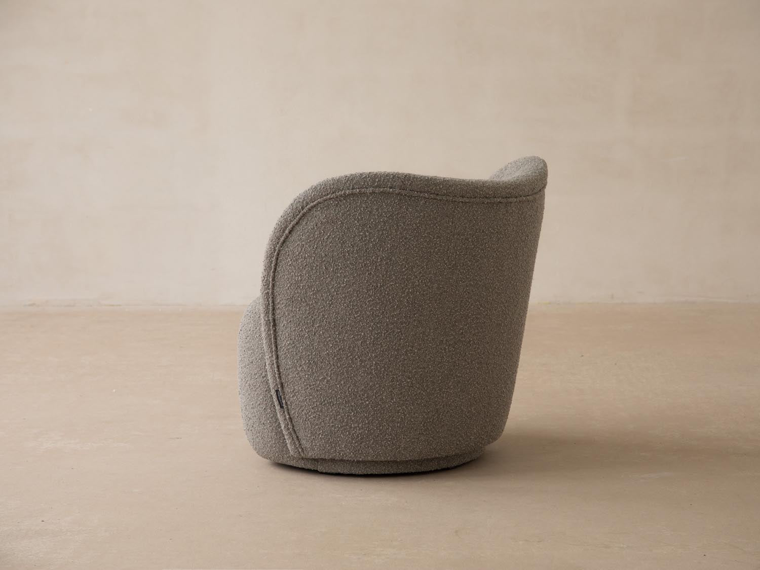 Saamit Sessel 1 Sitzer in Light Grey Melange präsentiert im Onlineshop von KAQTU Design AG. Sessel ist von Micadoni