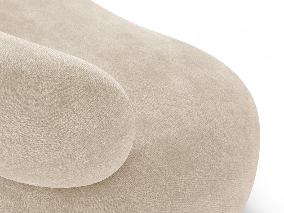Drehbarer Sessel Aura von Micadoni mit gepolsterter Sitzfläche in Leichtes beige, Chenille-Stoff und schwarzem Stahlgestell auf Drehteller.