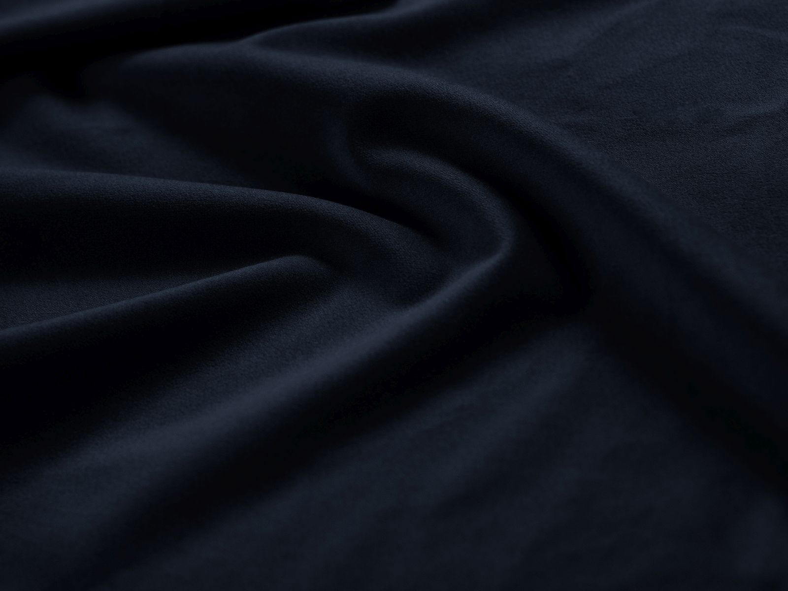 Moderner Drehsessel Letizia in Royalblau, perfekt für Komfort und Stil, ergänzt jede Einrichtung und lädt zum Verweilen ein.
