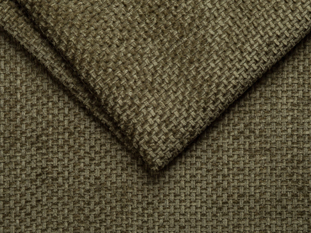 Whale Bettgestell von Micadoni in leichtem Beige mit Chenille-Bezug Eden, schwarzen Metallbeinen und schlichter, rechteckiger Form ohne Kopfteil.
