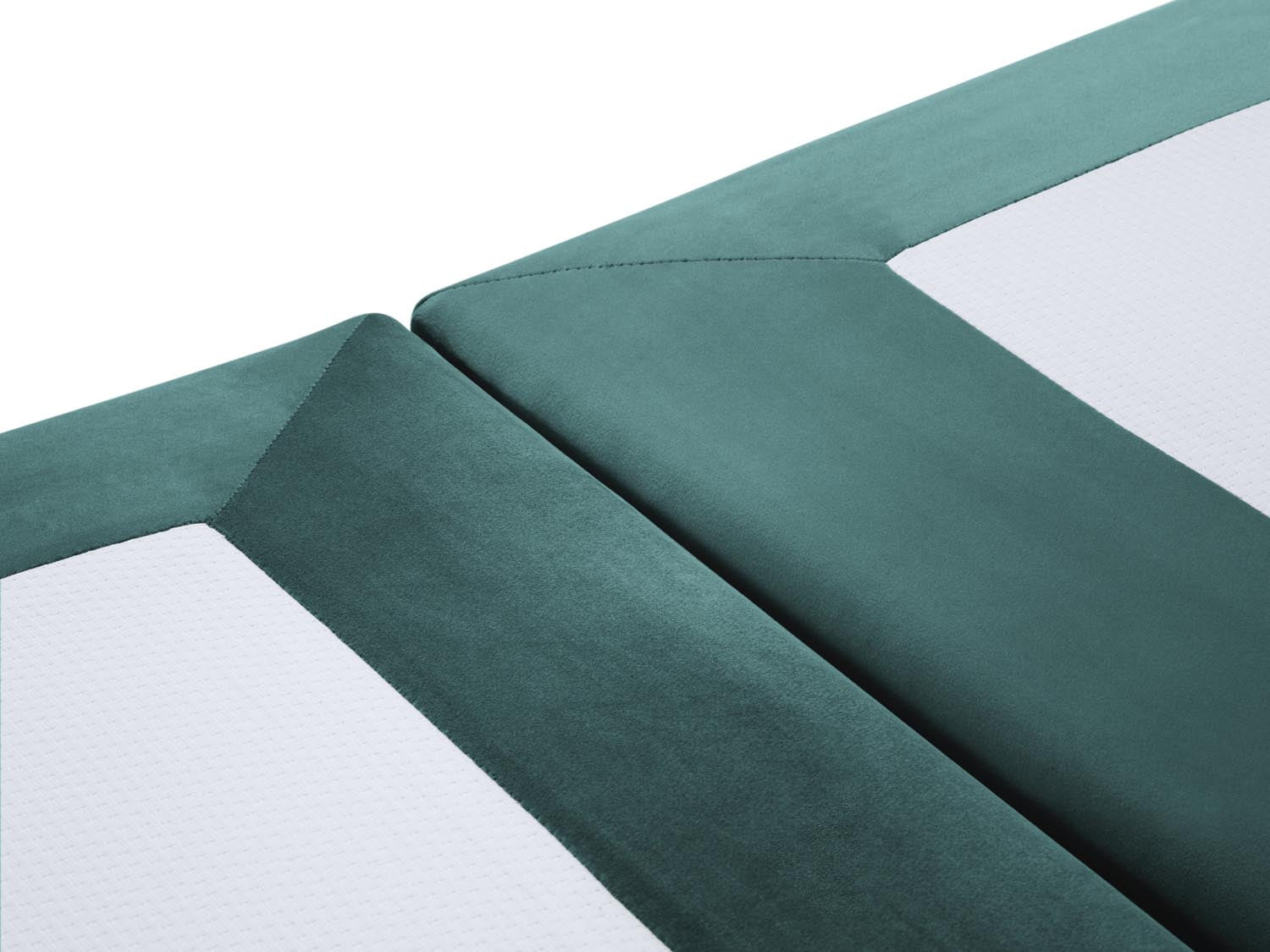 Entdecken Sie den luxuriösen Whale Velour Base Gold von Micadoni – perfekt für stilvolle Interiors und gemütliche Momente. Ein echtes Wohn-Highlight!