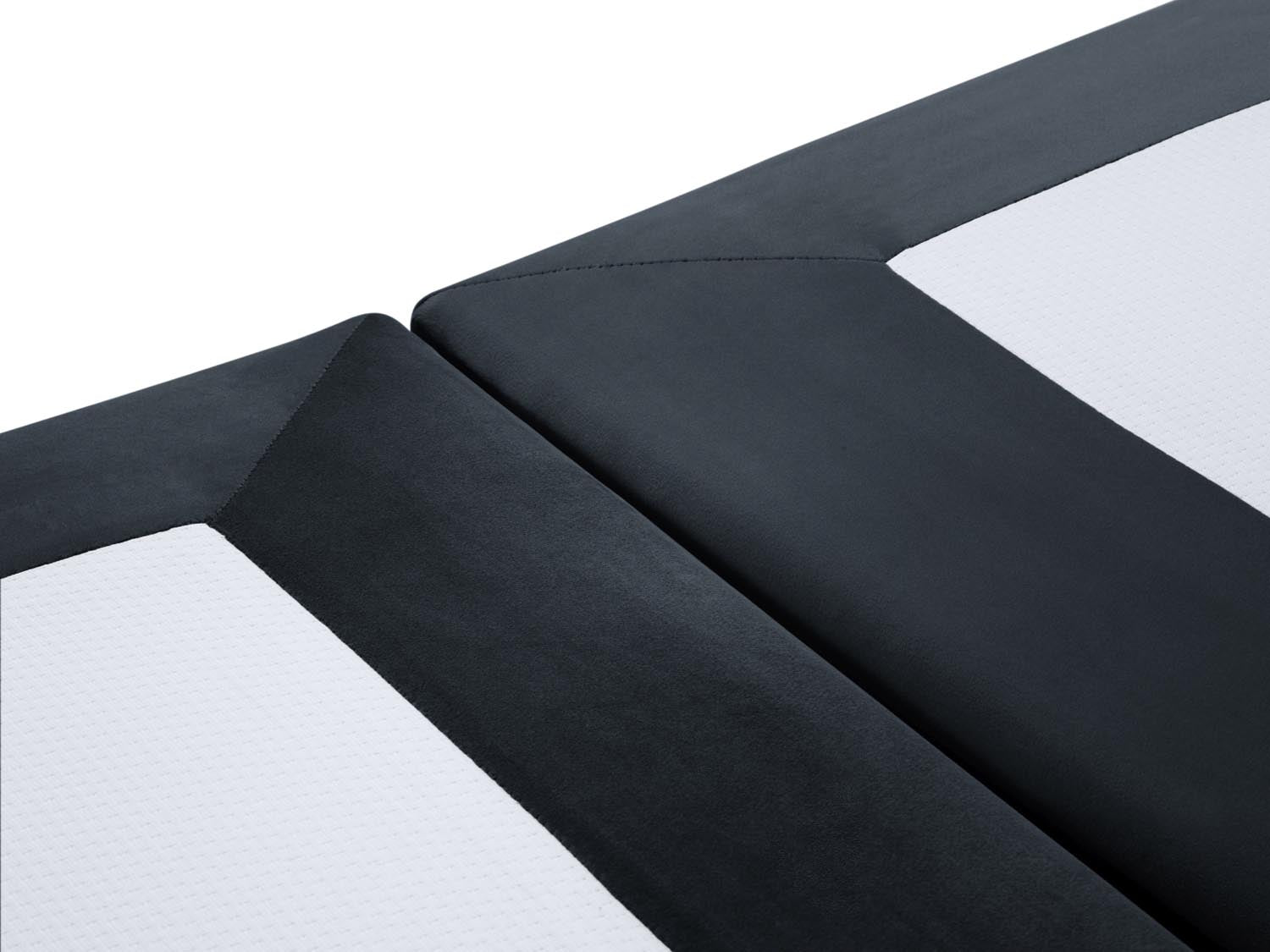 Erleben Sie die luxuriöse Whale Velour Base in elegantem Schwarz von Micadoni – ideal für zeitgemässe Wohnkonzepte und geschmackvolle Einrichtung.