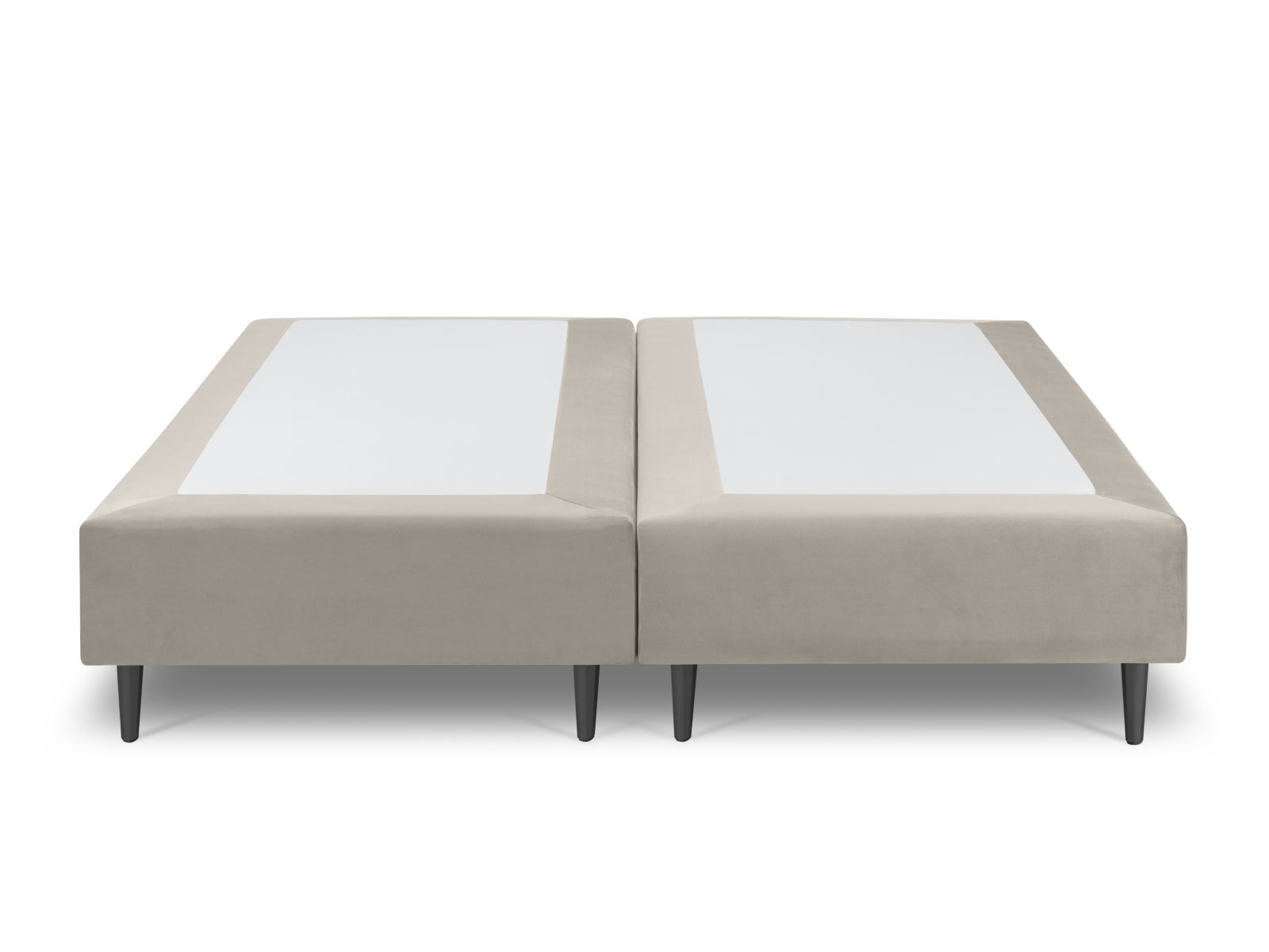 Entdecken Sie die edle Whale Velour Base in Schwarz von Micadoni – perfekt für moderne Wohnstile und stilvolle Inneneinrichtungen.