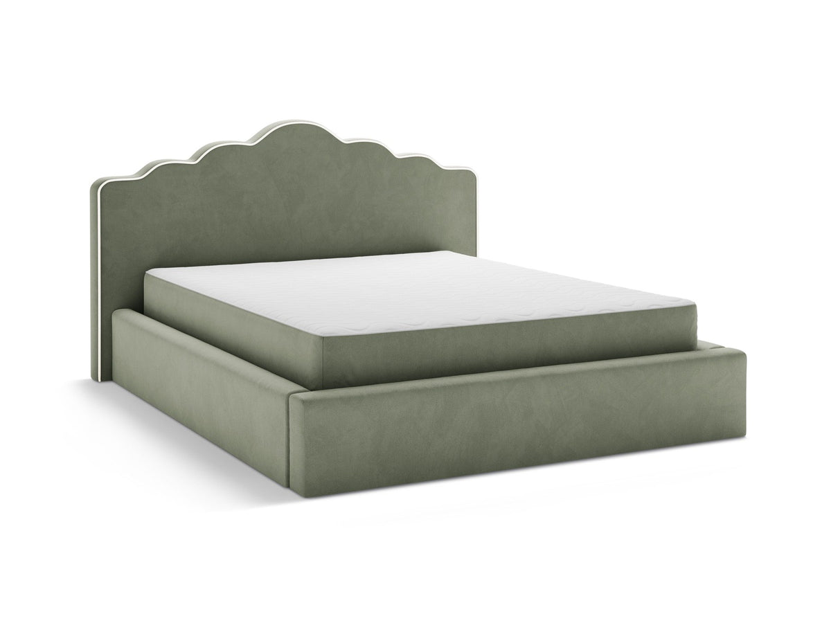 Samtbett Dream von Micadoni in Elfenbein mit hohem gepolstertem Kopfteil, Bettkasten und Beinen aus Polypropylen.