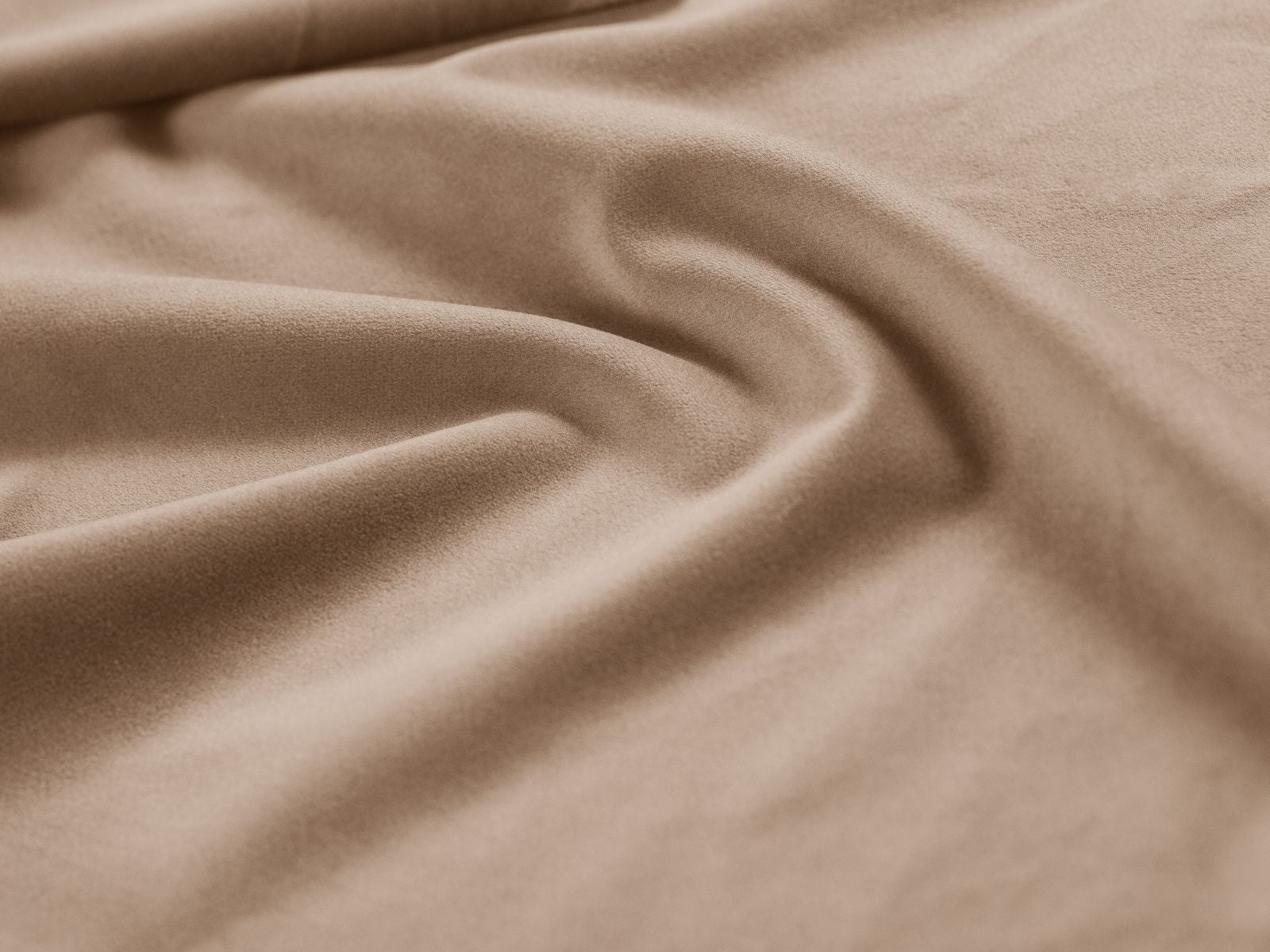 Elegantes Eloise Bett in zartem Almond Beige, 140 cm, mit praktischem Stauraum und geschmackvollem Kopfteil für ein modernes Schlafzimmer.