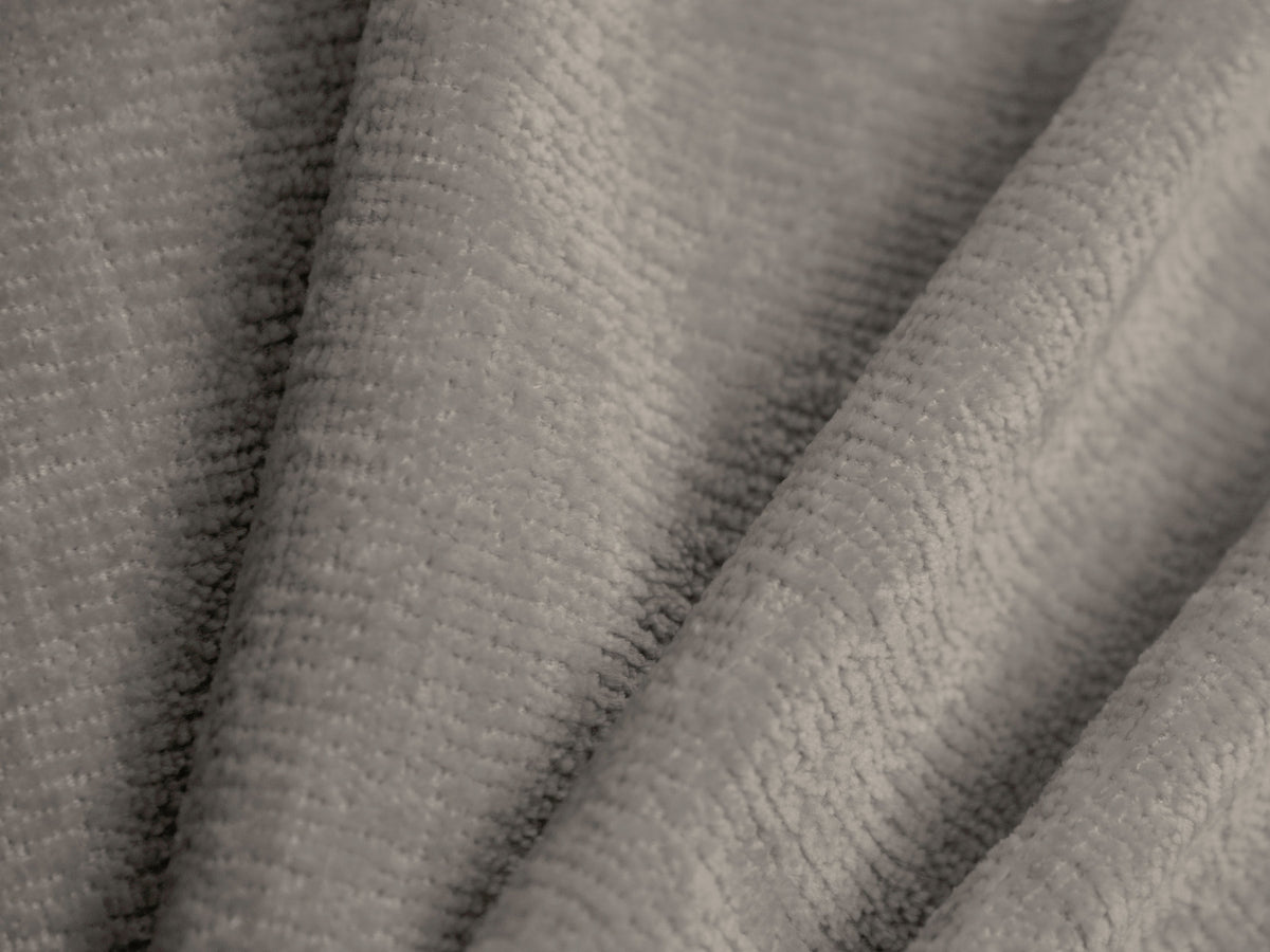 Polsterbett Ovalo von Micadoni in Light Grey-Magic Velvet mit gepolstertem Kopfteil, Metallrahmen, Sperrholzlatten und integriertem Bettkasten, 140x200 cm.