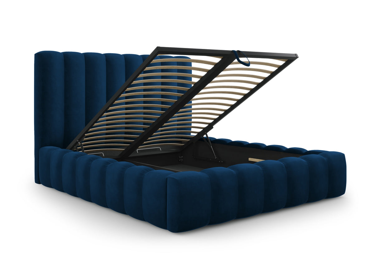 Kelp Bett mit Stauraum und Headboard 160cm in Royal Blue-Bluvel präsentiert im Onlineshop von KAQTU Design AG. Bett ist von Micadoni
