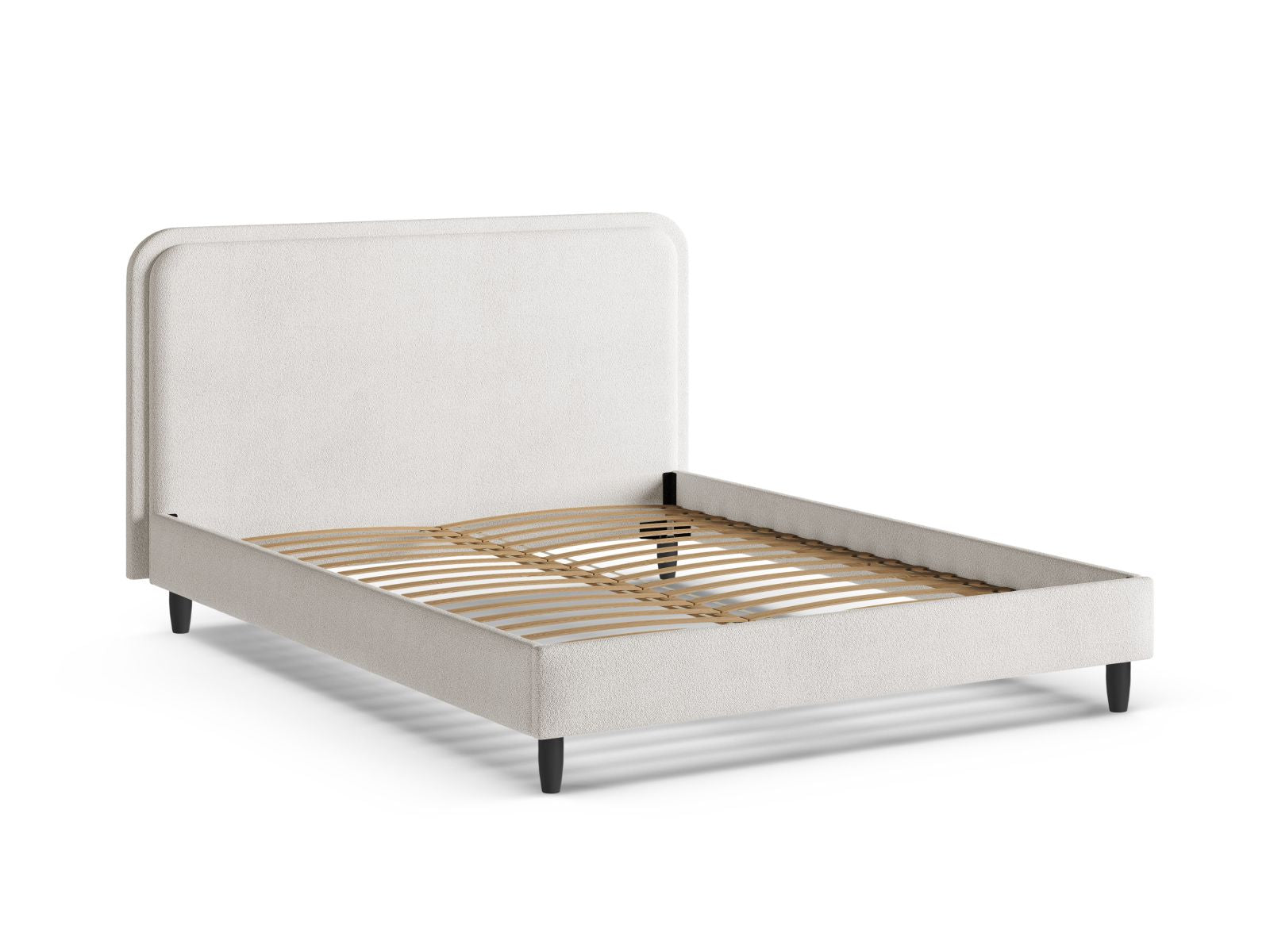 Modernes Aveline Bett mit 180 cm Kopfteil in edlem Weiß, ideal für ein elegantes und zeitgemäßes Schlafzimmer von Micadoni.