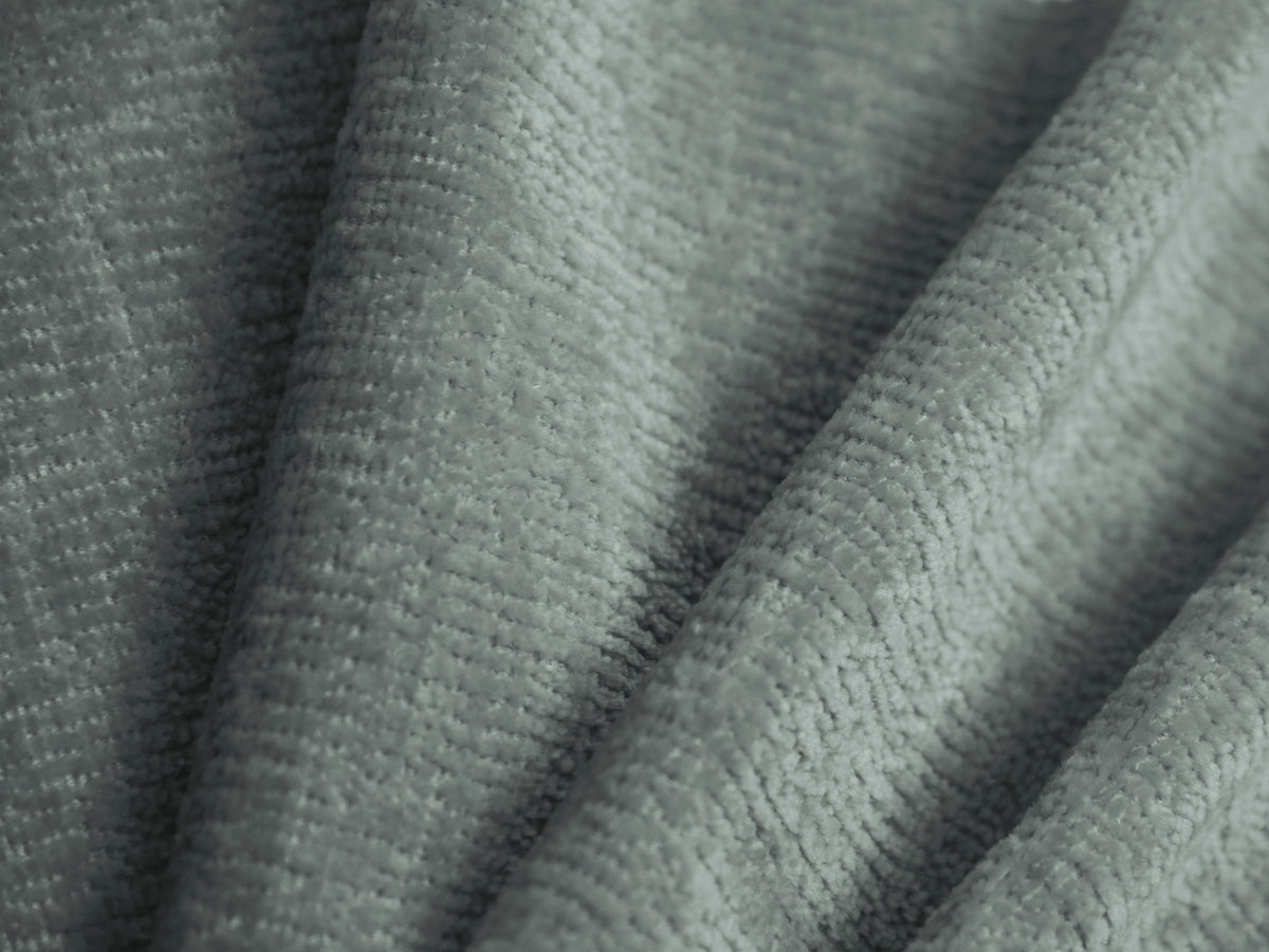 Polsterbett Solange von Micadoni in Light Grey-Magic Velvet, Samtbezug am Kopfteil, Metallrahmen, schwarze Kunststoffbeine, Stauraumkasten unter der Liegefläche