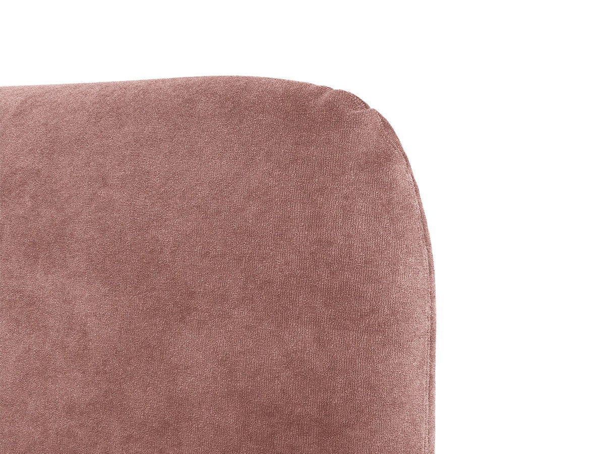 Foto des Vera Betts mit gepolstertem, abgerundetem Kopfteil in leichtem Beige, Chenille-Stoff, Holzbeinen und Doppelbett-Rahmen.