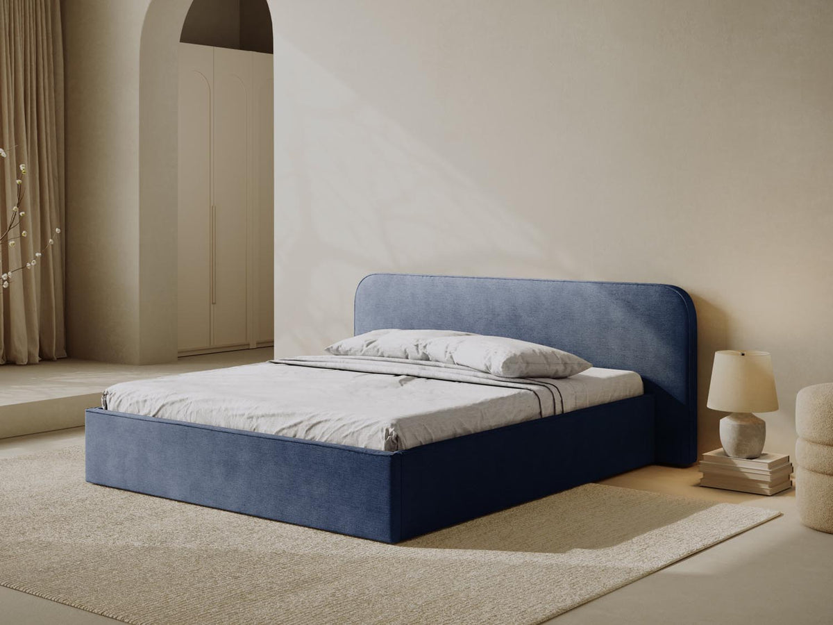 Elizabeth Bett mit Stauraum und Headboard 180cm in Dark Blue-Babel präsentiert im Onlineshop von KAQTU Design AG. Bett ist von Micadoni