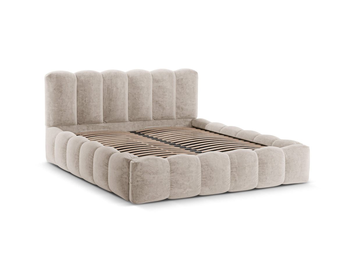 Doppelbett mit Kopfteil in strukturiertem Bouclé-Stoff, Rahmen aus Kiefernholz und MDF, schwarze Kunststoffbeine, Bettkasten mit Gasdruckfeder