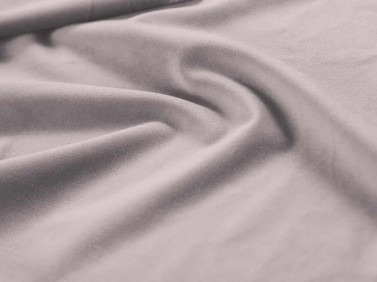 Bellis Bett mit Stauraum und Headboard 200cm in Silver-Bluvel präsentiert im Onlineshop von KAQTU Design AG. Bett ist von Micadoni