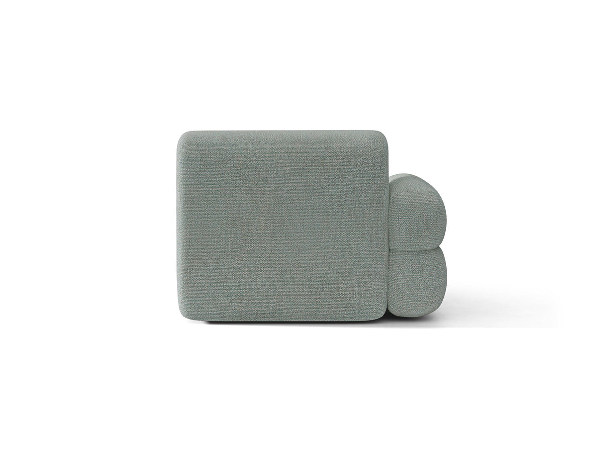 Modulares Sofa Neo Chaiselongue von Micadoni in dunklem Olivgrün mit hoher Rückenlehne und schwarzen Kunststoffbeinen aus Polypropylen.
