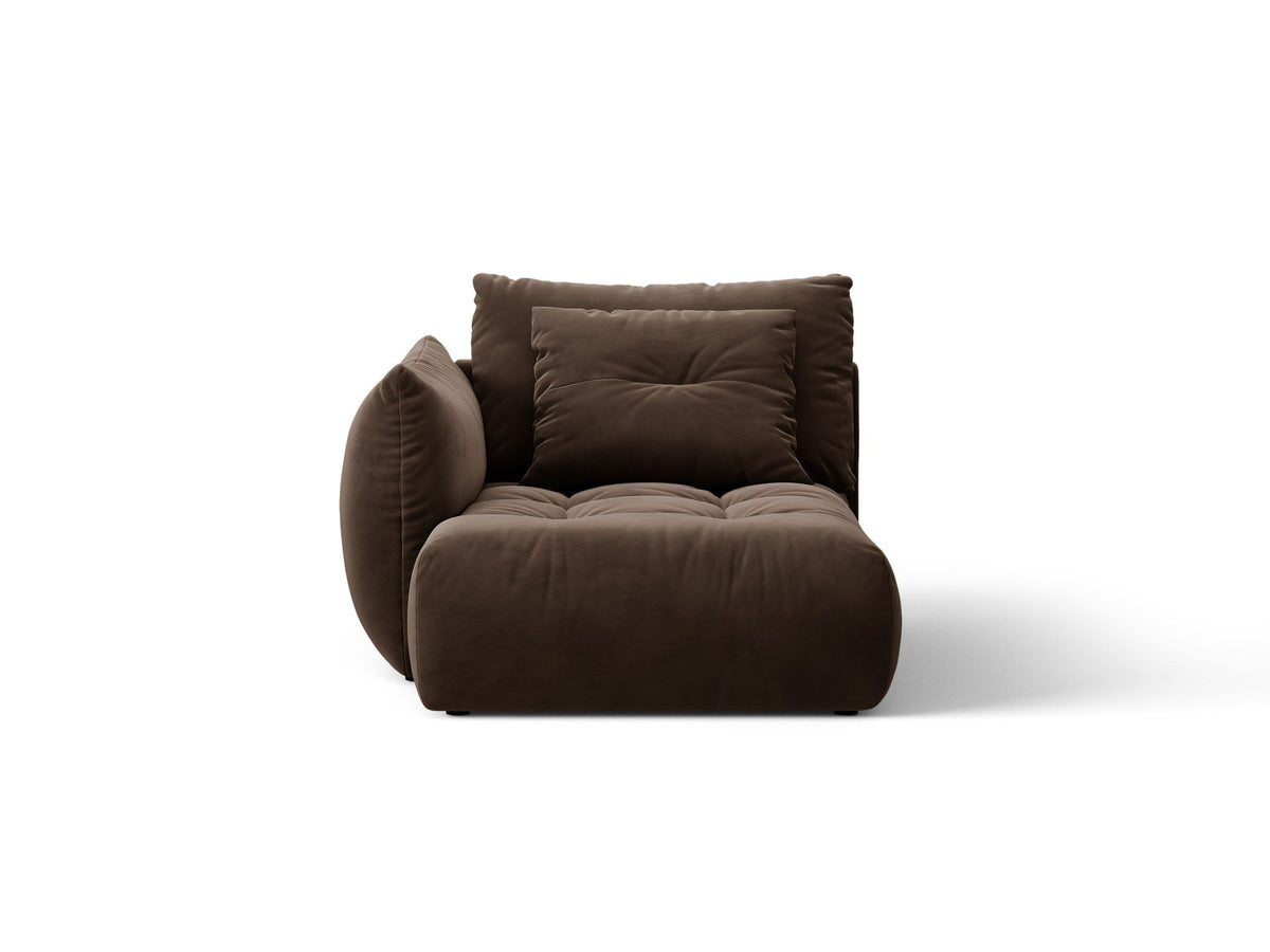 Foto eines modularen Sofa-Chaiselongue links in Mandel beige mit Velours-Bezug, schwarzen Kunststoffbeinen und gepolsterter Rückenlehne.