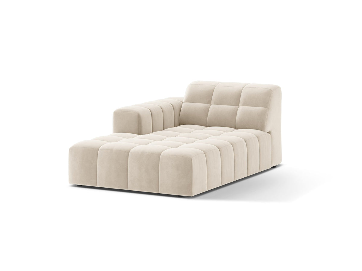 Chaiselongue Jennifer von Micadoni in Beige, Bezug aus Chenille-Stoff Eden, schwarze Kunststoffbeine, linksseitige Ausrichtung, modulares Sofaelement.
