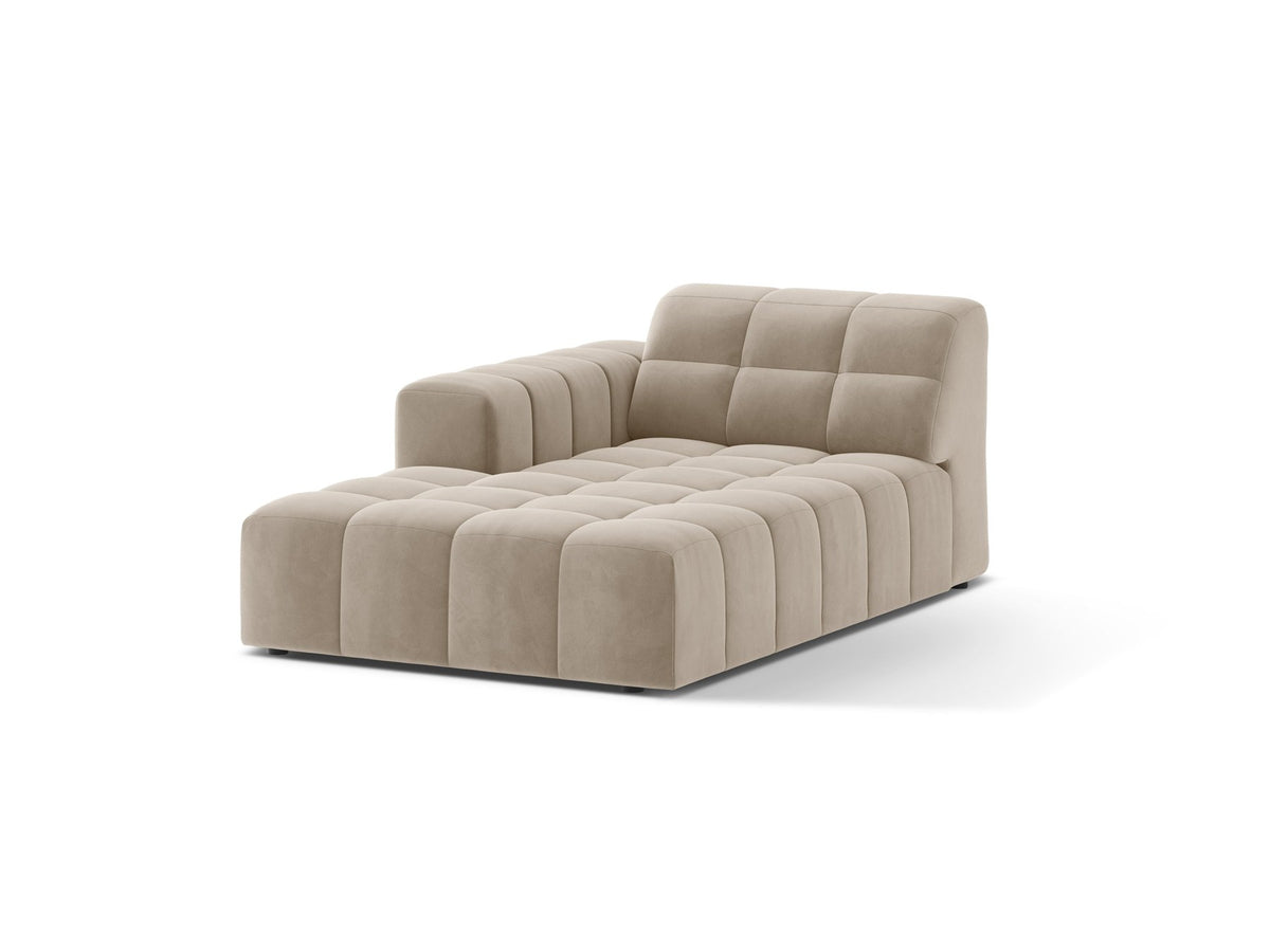 Chaiselongue Jennifer von Micadoni in Beige, Bezug aus Chenille-Stoff Eden, schwarze Kunststoffbeine, linksseitige Ausrichtung, modulares Sofaelement.