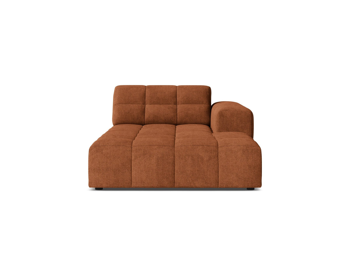 Chaiselongue Jennifer von Micadoni in Leichtes Beige mit Chenille-Bezug Eden 2 Pearl, schwarzen Kunststoffbeinen, rechts ausgerichtet.