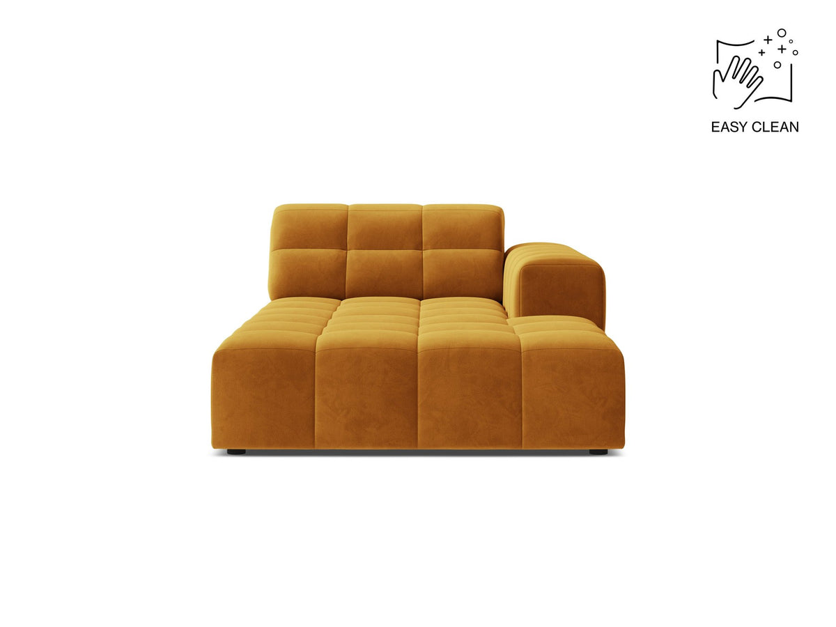 Chaiselongue Jennifer von Micadoni in Leichtes Beige mit Chenille-Bezug Eden 2 Pearl, schwarzen Kunststoffbeinen, rechts ausgerichtet.