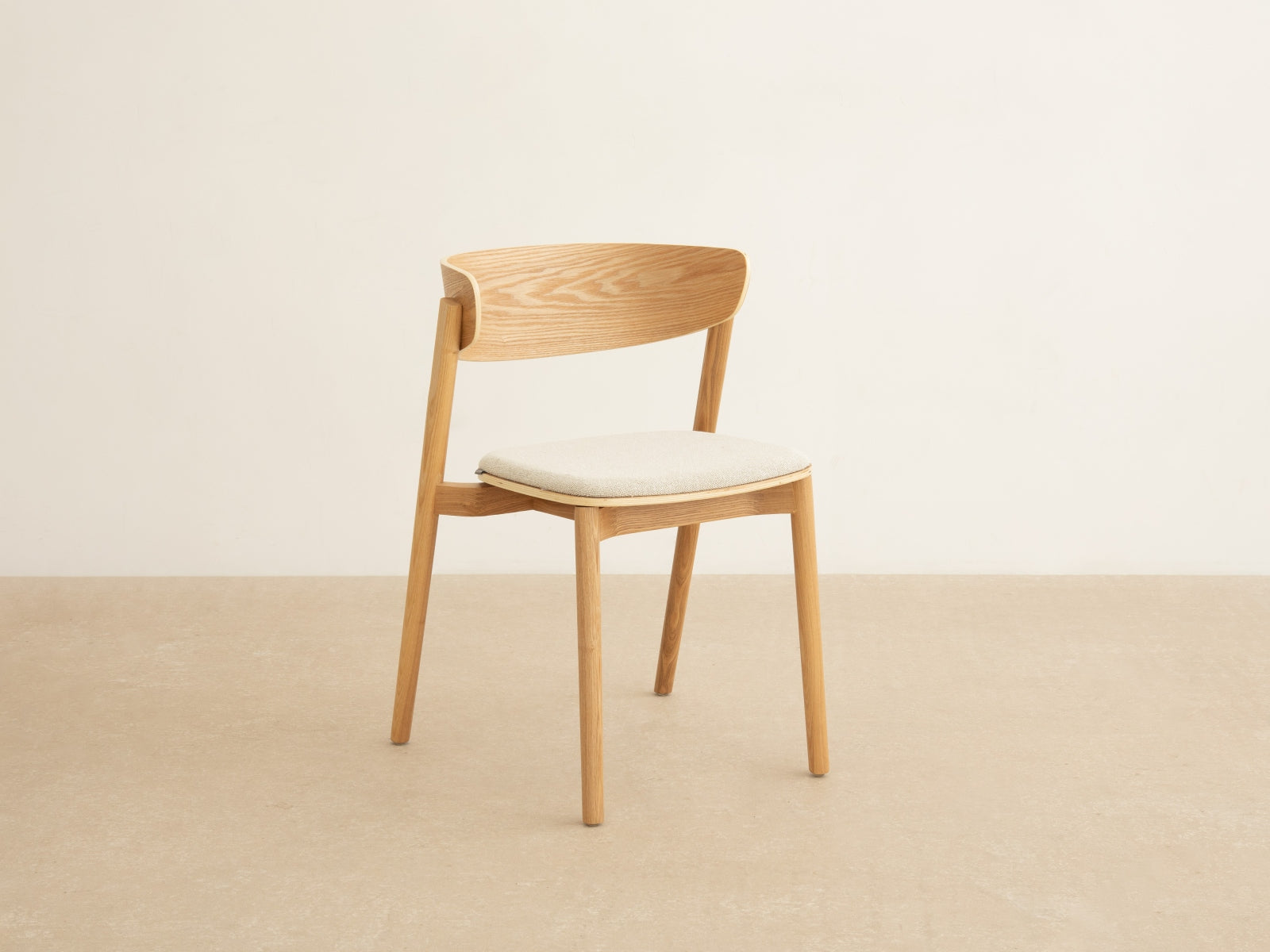 Mares Esszimmerstuhl gepolstert 2er Set in  präsentiert im Onlineshop von KAQTU Design AG. Stuhl ist von Micadoni