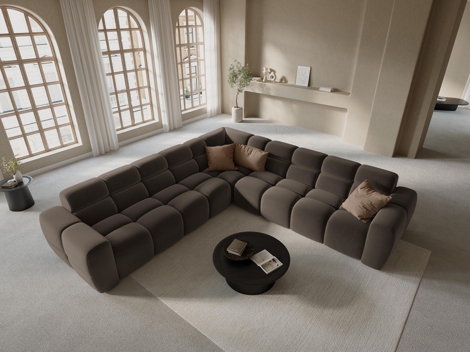Lisa Velour Symmetrical Ecksofa 5 Sitzer in Light Brown präsentiert im Onlineshop von KAQTU Design AG. Ecksofa ist von Micadoni