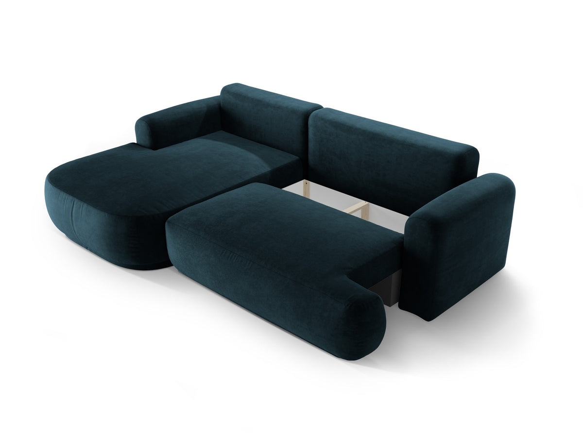 Ecksofa Ella von Micadoni in Leichtes Beige mit Veloursstoff-Bezug, schwarzen Kunststoffbeinen und ausklappbarer Liegefläche links, Retro-Form.