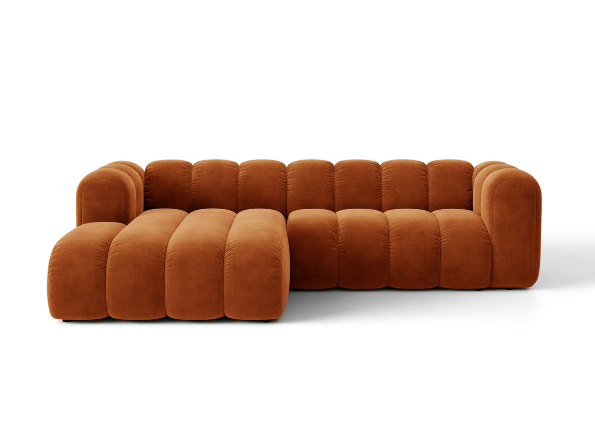 Lupine Ecksofa mit Bettfunktion und Stauraum links, Bezug aus Stoff Eden in Leichtes beige, schwarze Kunststoffbeine, Ecksofa-Form von Micadoni.