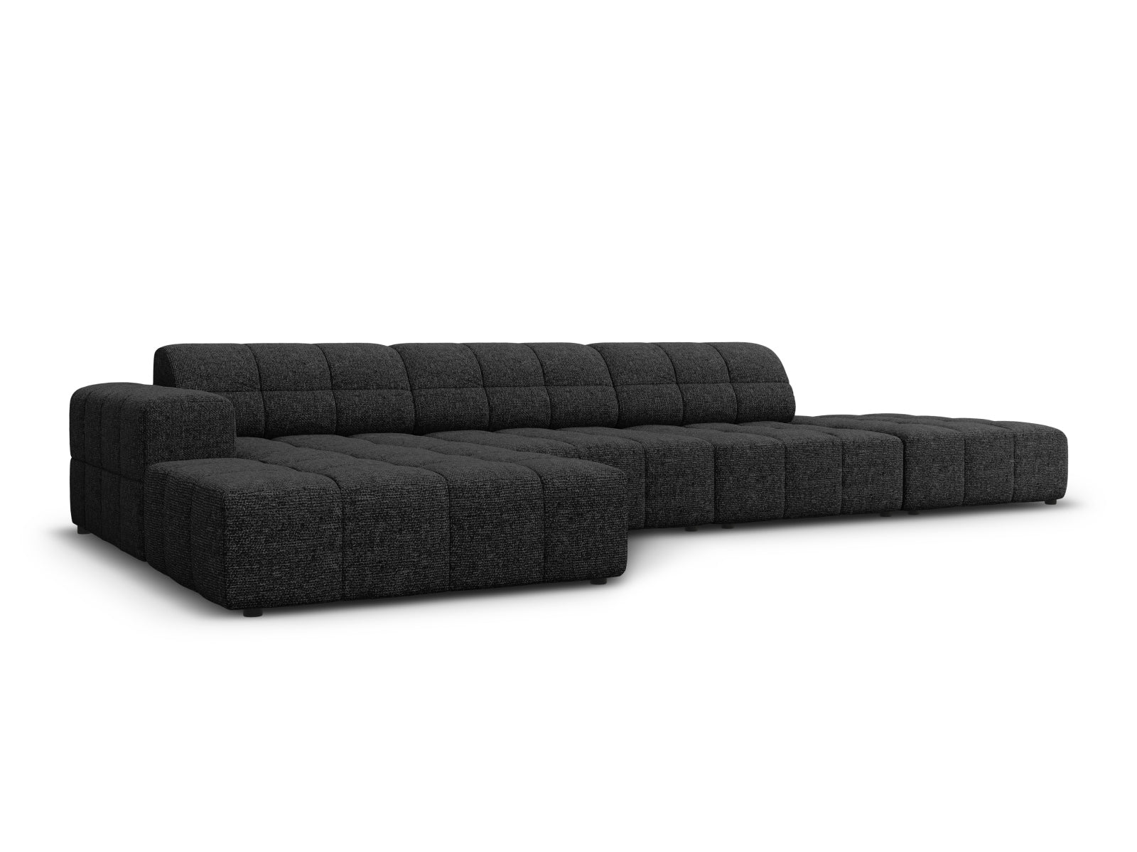 Erleben Sie das stilvolle Jennifer Ecksofa links von Micadoni – ein 5-Sitzer, der modernes Design und höchsten Komfort für Ihr Wohnzimmer bietet.