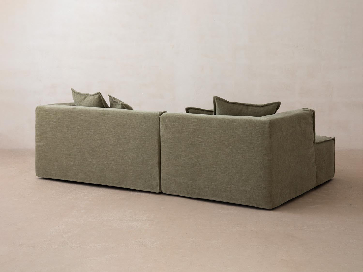 Milton Ecksofa links 4 Sitzer in Muted Blue präsentiert im Onlineshop von KAQTU Design AG. Ecksofa links ist von Micadoni