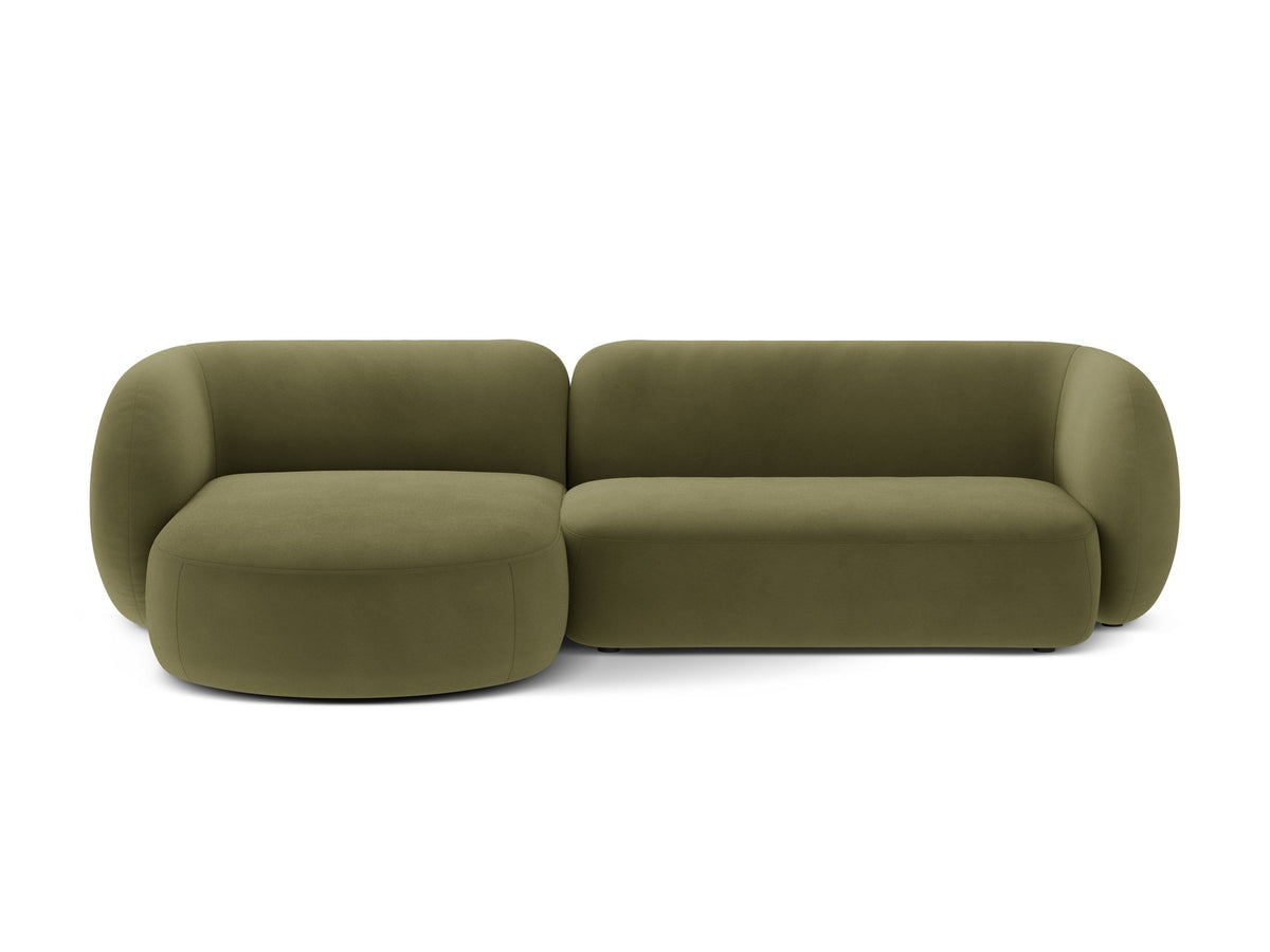 Produktfoto des weissen Kate Ecksofas links von Micadoni mit Bouclé-Stoffbezug, schwarzen Kunststoffbeinen und niedriger Rückenlehne.