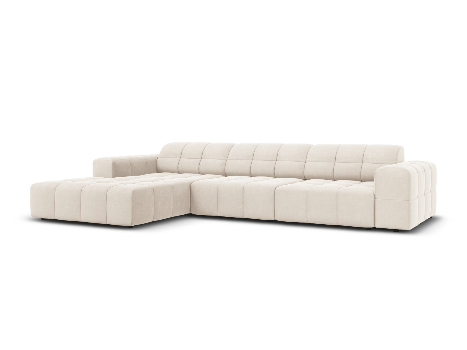 Entdecken Sie das stilvolle Jennifer Velour links Ecksofa 4 Sitzer von Micadoni – luxuriöser Velours, modernes Design und optimaler Sitzkomfort für Ihr Wohnzimmer.