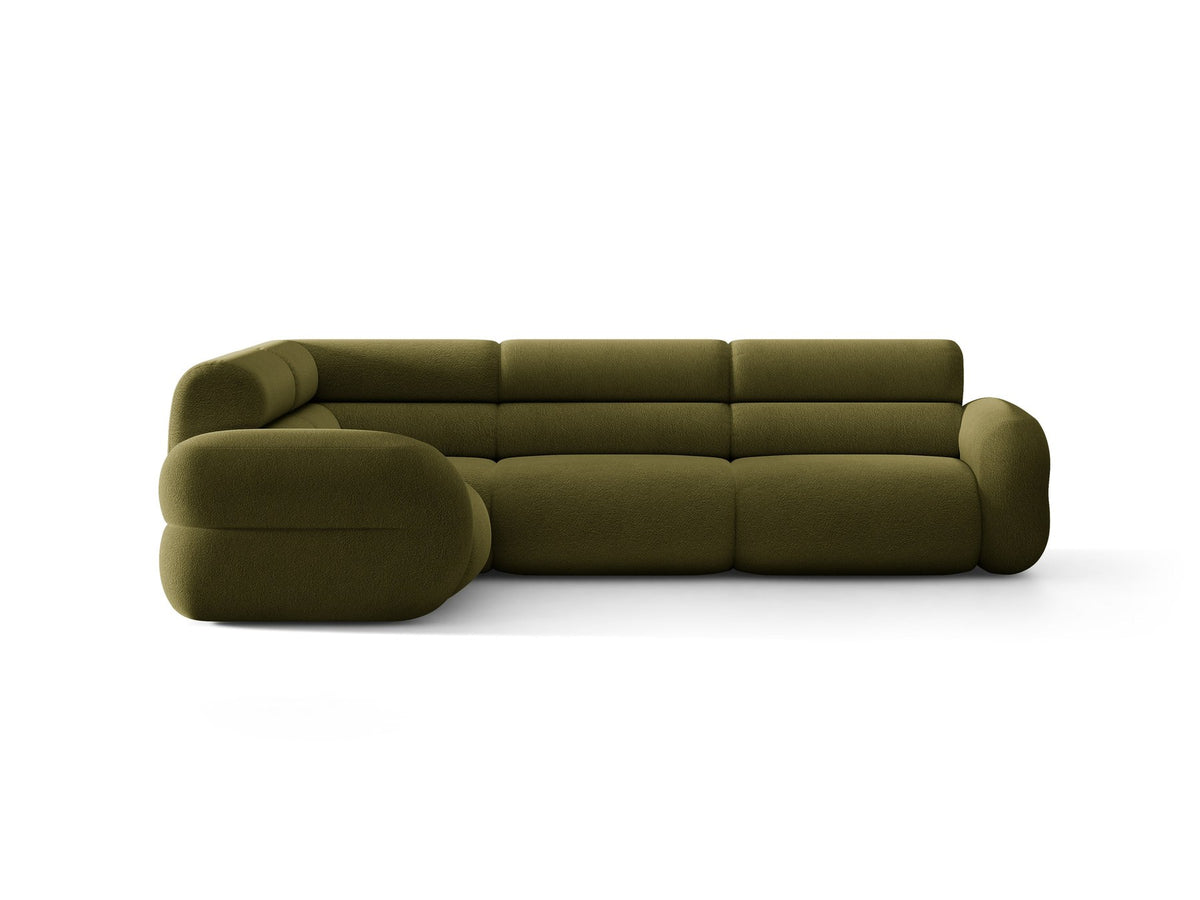Micadoni Neo Linkes Ecksofa in Dunklem Olivgrün, L-Sofa links mit tiefer Sitzfläche, hoher Rückenlehne und schwarzen Kunststoffbeinen.