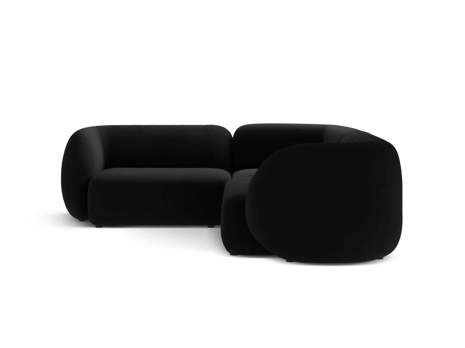 Elegantes 4-Sitzer Ecksofa links Kate von Micadoni in stilvollem Schwarz, ideal für moderne Wohnräume.