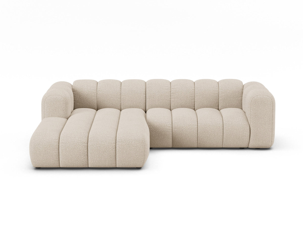 L-förmiges Ecksofa Lupine von Micadoni in Beige mit Velourbezug und schwarzen Beinen