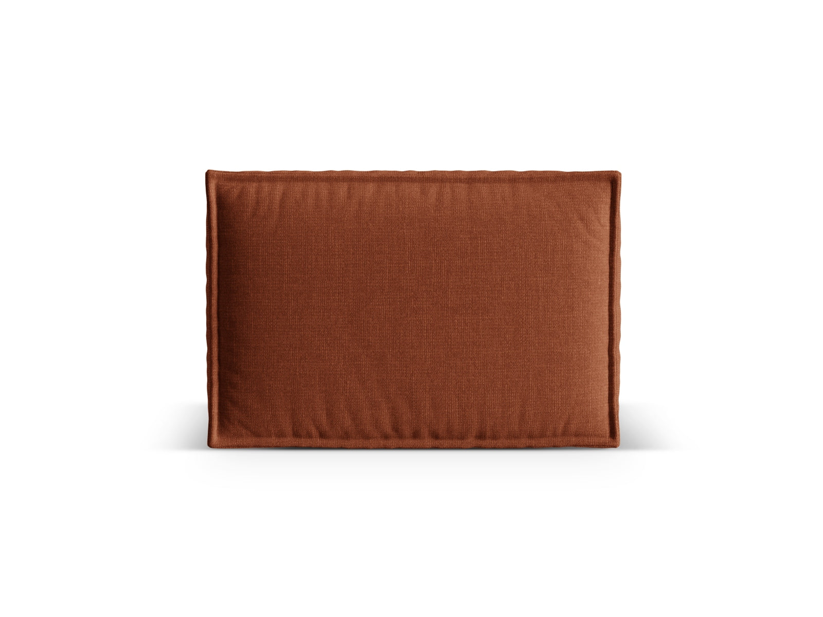 Nuria Pillow  in Brick präsentiert im Onlineshop von KAQTU Design AG. Deko Kissen ist von Micadoni
