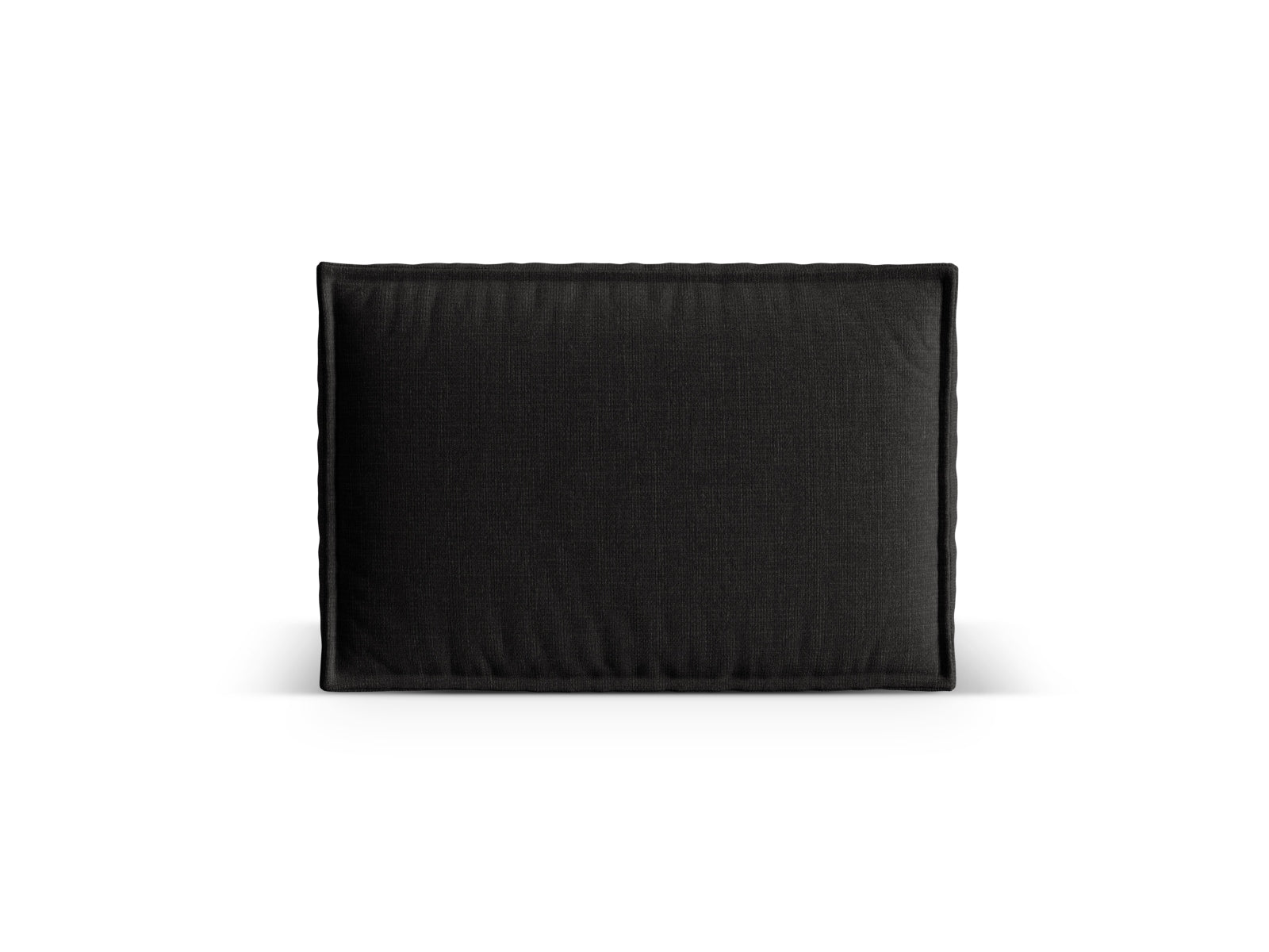 Nuria Pillow  in Black präsentiert im Onlineshop von KAQTU Design AG. Deko Kissen ist von Micadoni