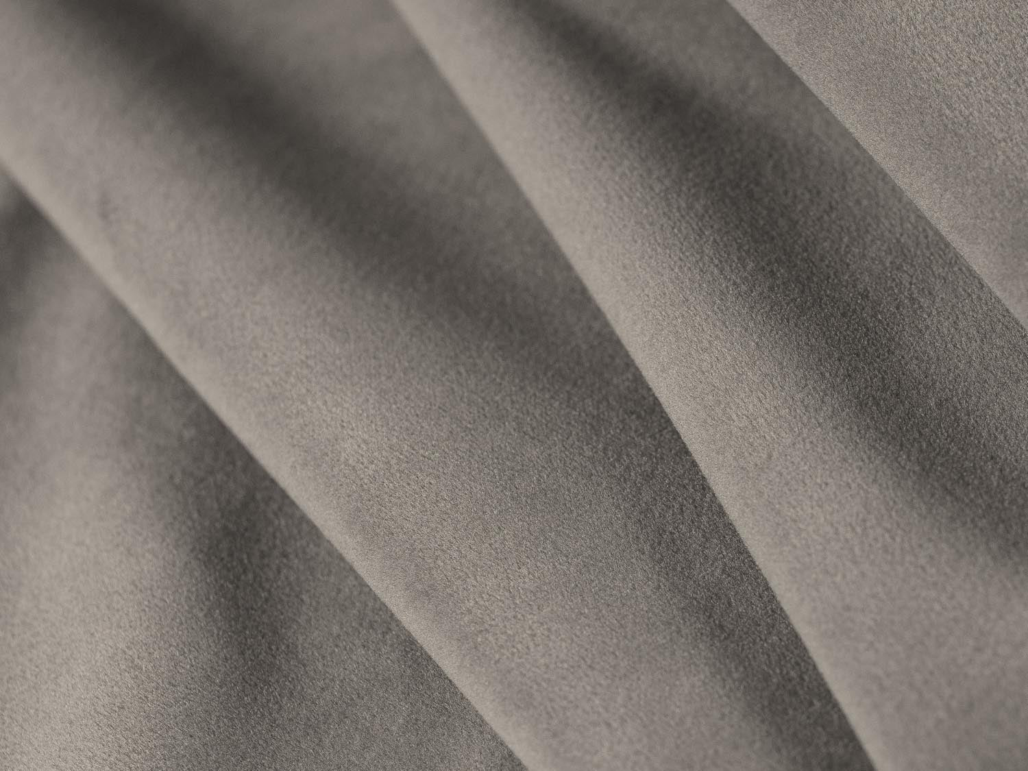 Stylischer Kendal Velour Pouf in edlem Dunkelgrau, perfekt für kreative Raumgestaltungen und als zusätzlicher Sitzplatz.