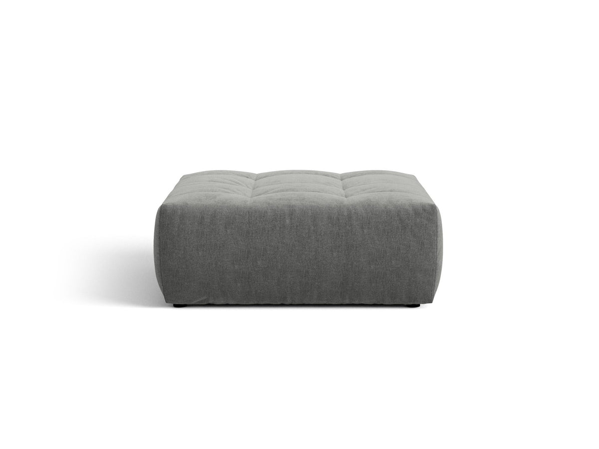 Beiger Sitzpouf Bloom von Micadoni mit rundem Design, Casino-Pearl-Stoffbezug und kurzen Beinen aus Polypropylen, Masse 107x99x42 cm.
