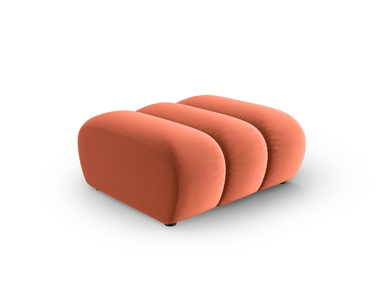 Lupine Velour Pouf 1 Sitz in Coral-Salvador präsentiert im Onlineshop von KAQTU Design AG. Pouf ist von Micadoni