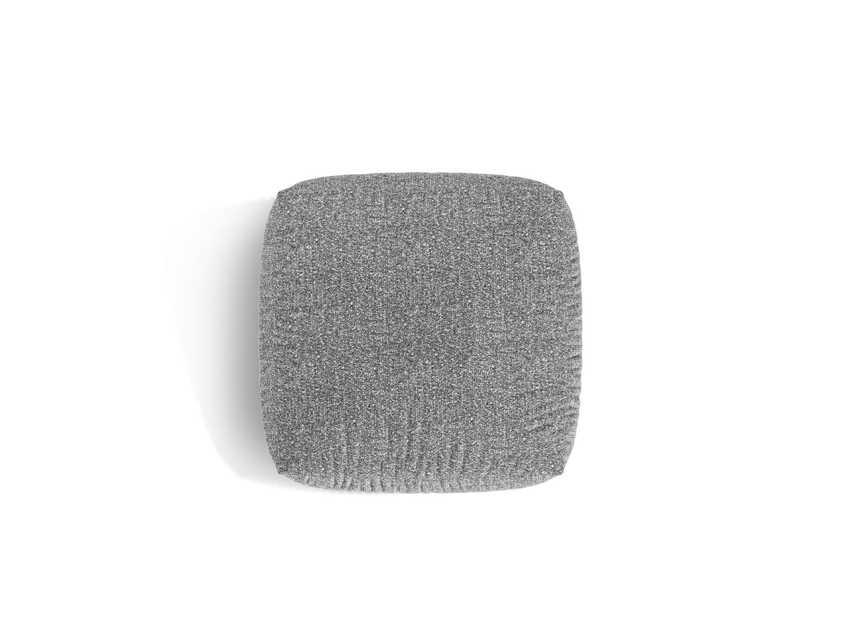 1-Sitzer Grosser Pouf Martina in Graphite-Monet präsentiert im Onlineshop von KAQTU Design AG. Pouf ist von Micadoni