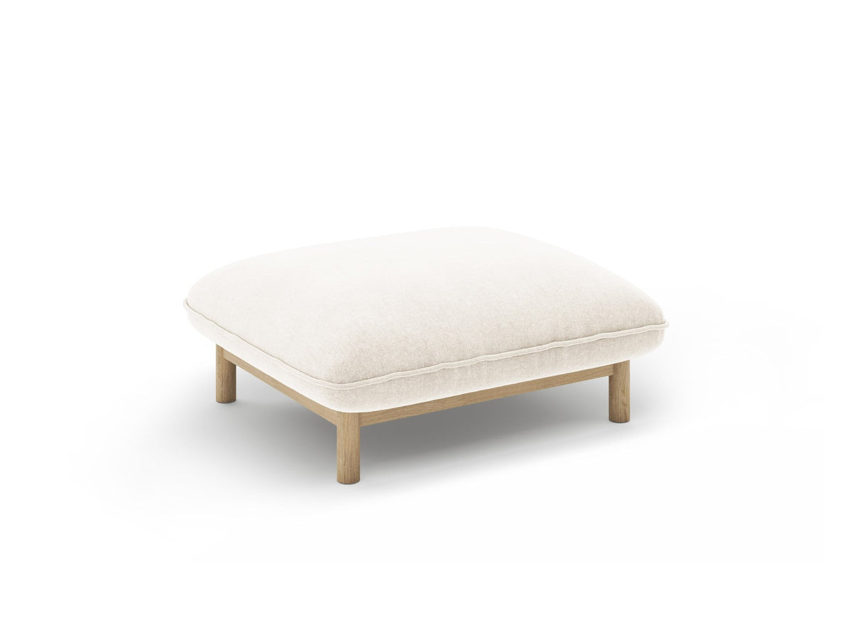 Runder Pouf Ada in Mandel beige mit Casino-Veloursbezug und sichtbaren Holzbeinen, Sitzhöhe 44 cm, hergestellt von Micadoni.