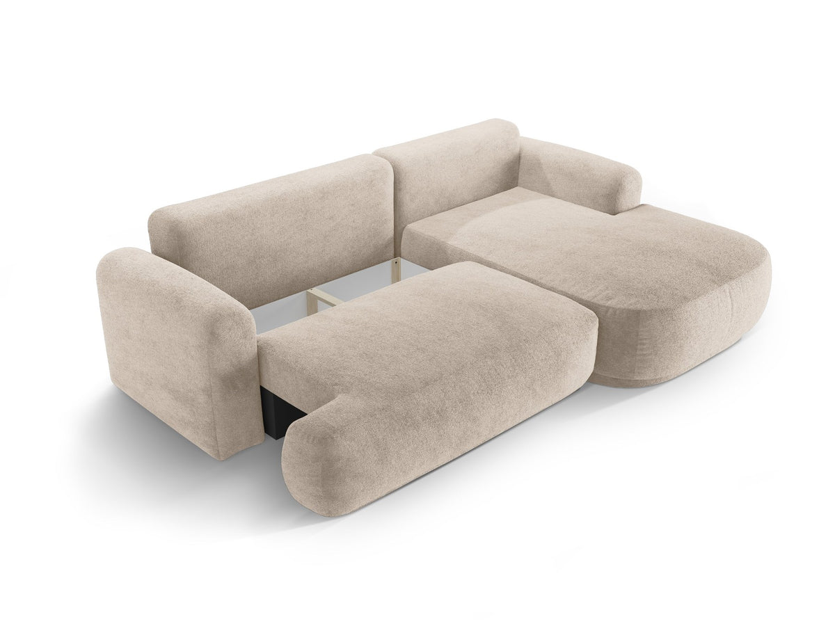 Ecksofa in Leichtes Beige mit Veloursbezug, ausgeklappter Bettfunktion, Stauraumfach und schwarzen Kunststoffbeinen von Micadoni.