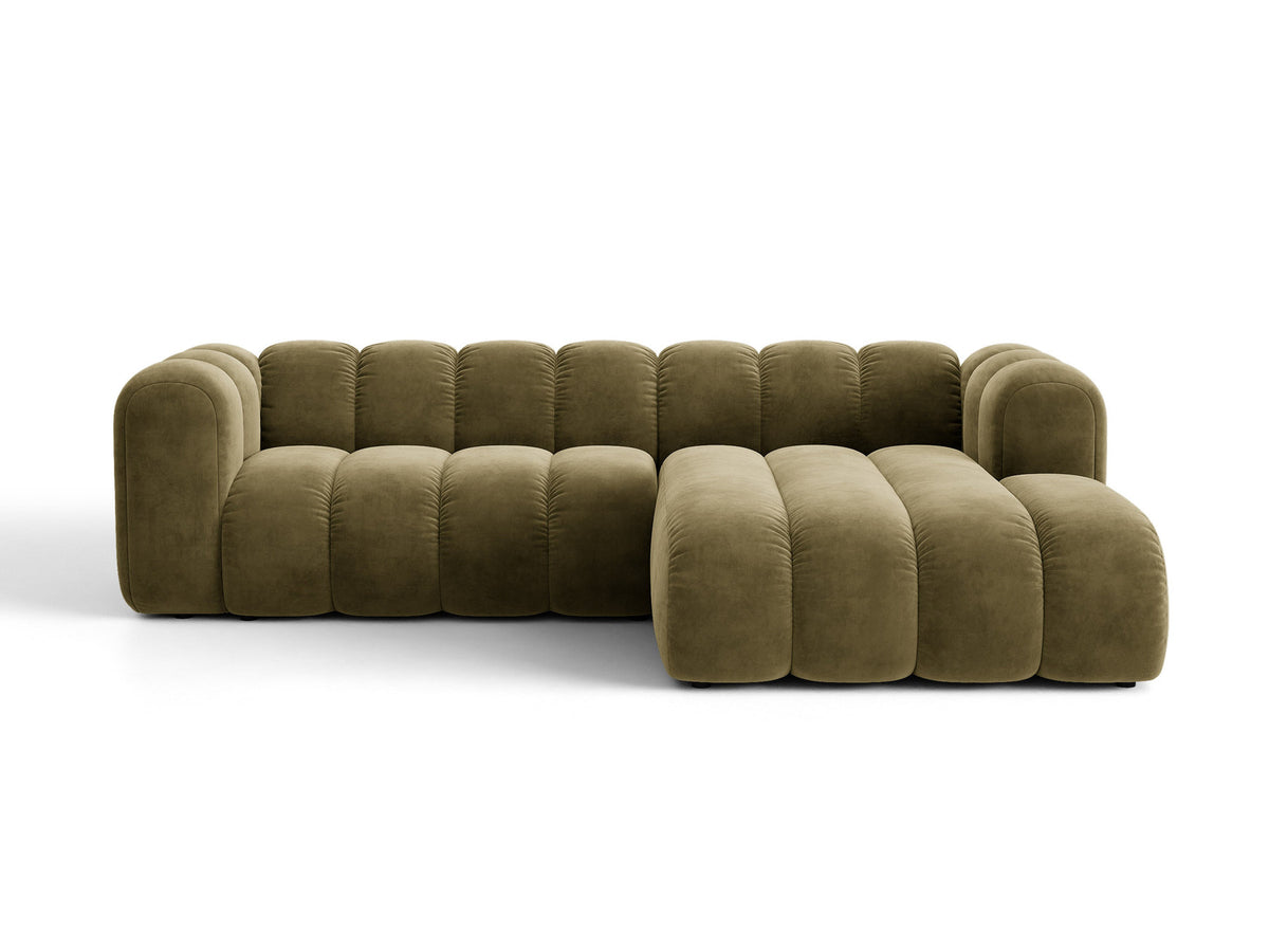 Beiges Ecksofa Lupine von Micadoni mit rechter Ausrichtung, Stoffbezug Eden Pearl, schwarzen Kunststoffbeinen und integriertem Bettkasten.
