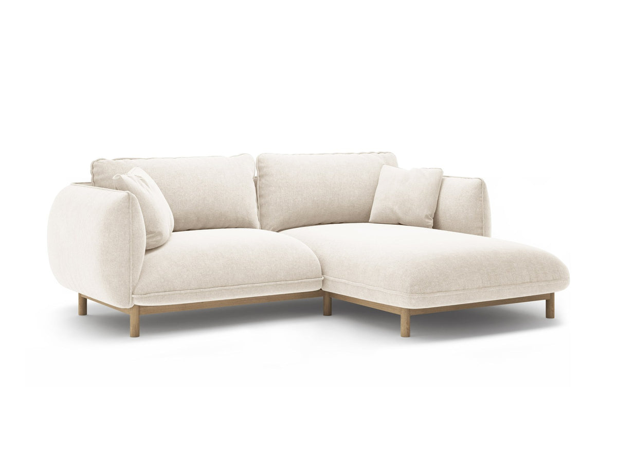 Foto des Ada Linkes Ecksofa von Micadoni in Mandel beige: L-Sofa mit rundem Armlehnen-Design, Buchenholzbeinen und Velours-Bezug Casino Lion.