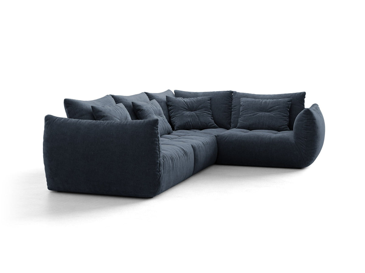 Ecksofa rechts Bloom von Micadoni in leichtem Beige, Veloursstoff Casino Pearl, schwarze Kunststoffbeine, moderne Polstermöbel-Form.