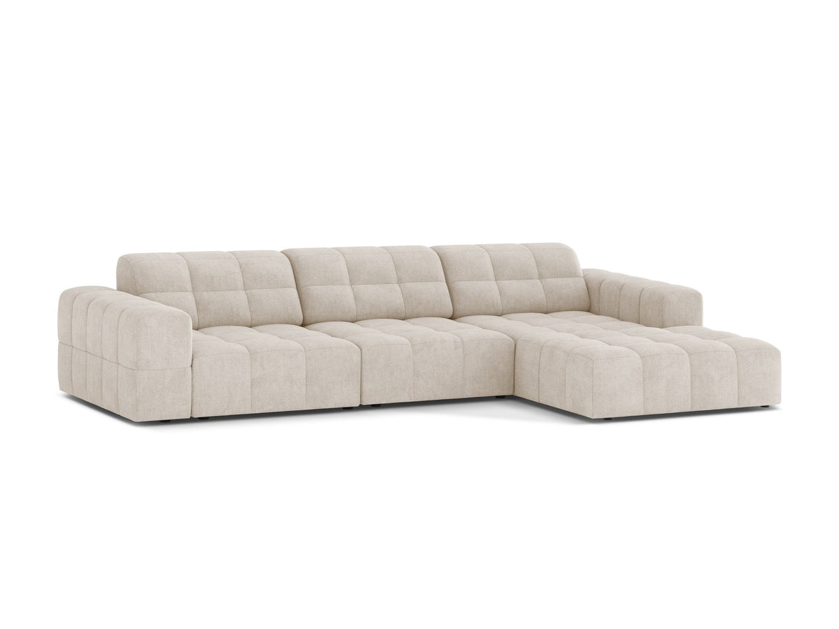 Ecksofa Jennifer von Micadoni in leichtem Beige, L-Form mit rechter Ausrichtung, Bluvel-Stoff und schwarzen Kunststoffbeinen.