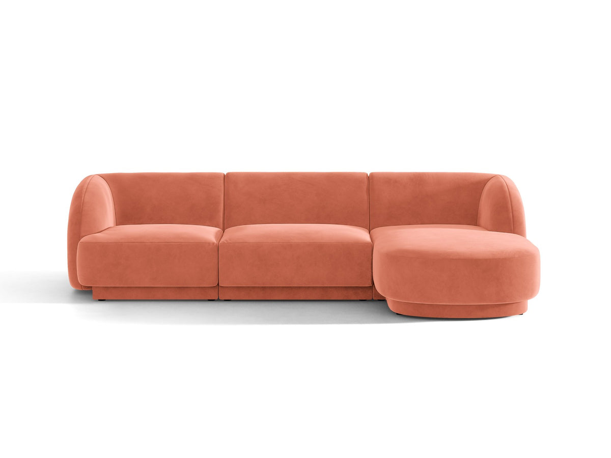 Dunkelbeiges L-Sofa Miley von Micadoni mit Bluvel-Stoffbezug, schwarzen Kunststoffbeinen und modularer Bauweise, rechts ausgerichtet.