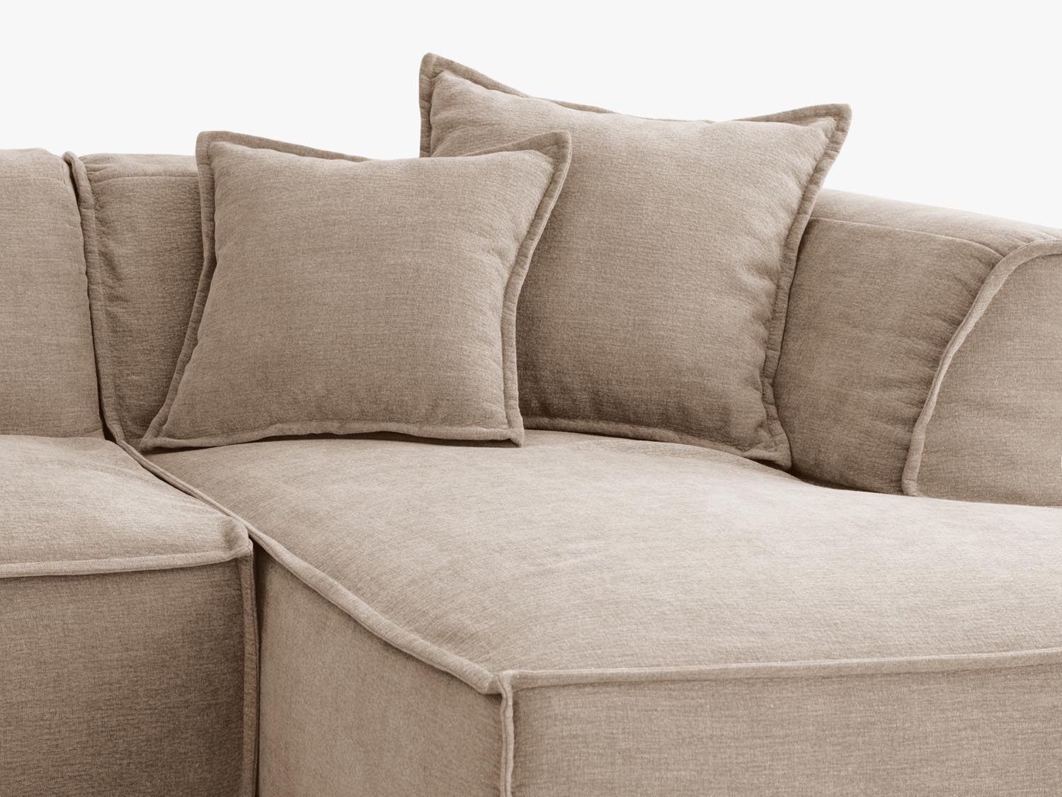 Milton Ecksofa rechts 4 Sitzer in Sand präsentiert im Onlineshop von KAQTU Design AG. Ecksofa rechts ist von Micadoni
