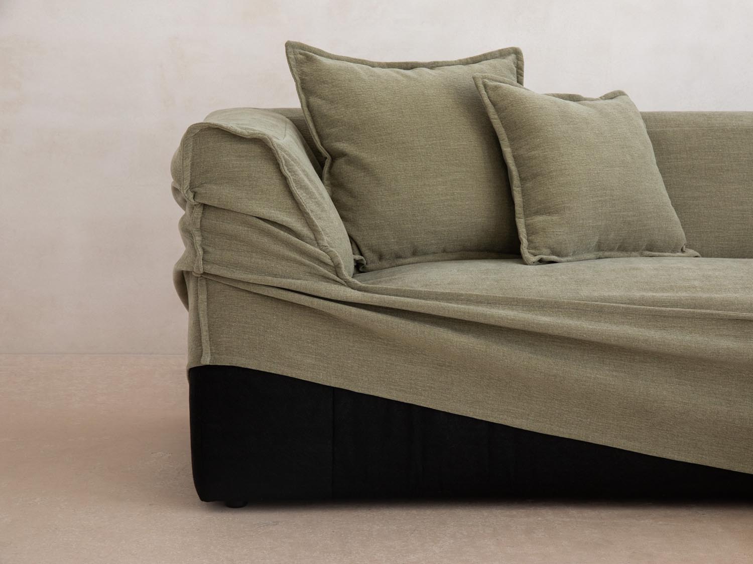 Milton Ecksofa rechts 4 Sitzer in Light Green präsentiert im Onlineshop von KAQTU Design AG. Ecksofa rechts ist von Micadoni